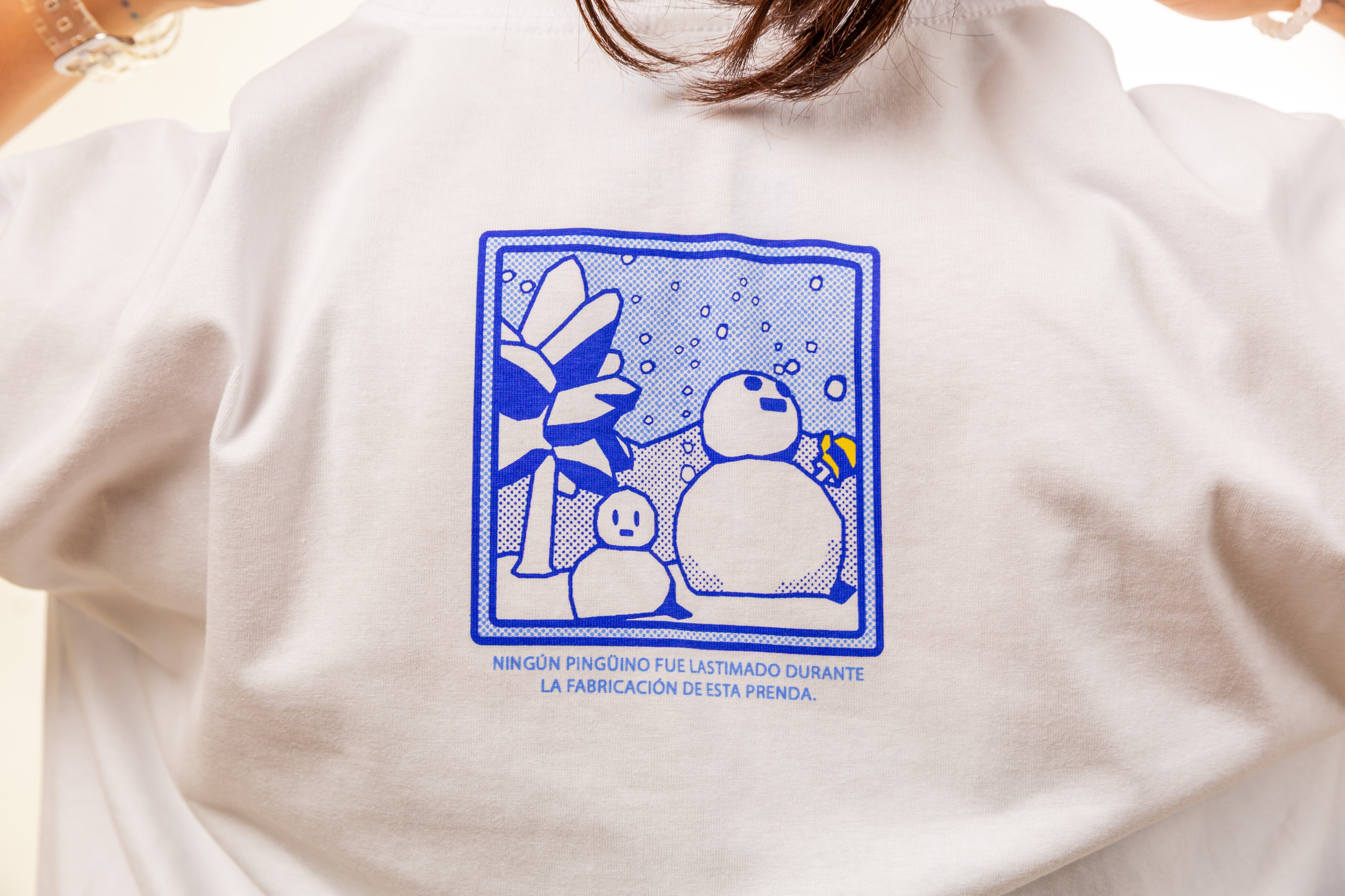 #103: Playera Mata-Pingüinos 64 Bits
